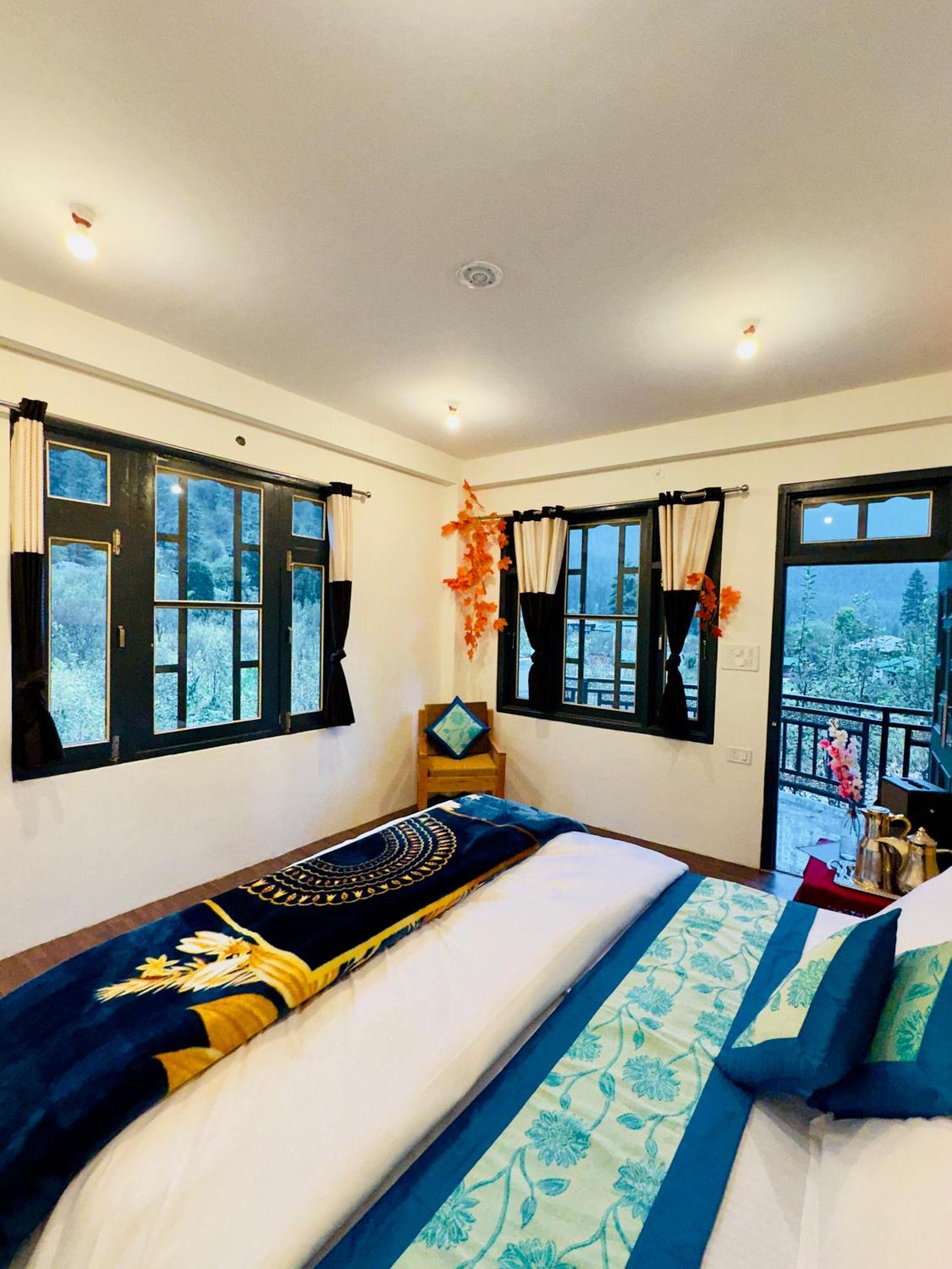 Rare House Hotel Kalgha Exterior photo